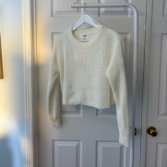 New Misguided Creme Crewneck Cropped Knit Sweater Size Small - Picture 2 of 11